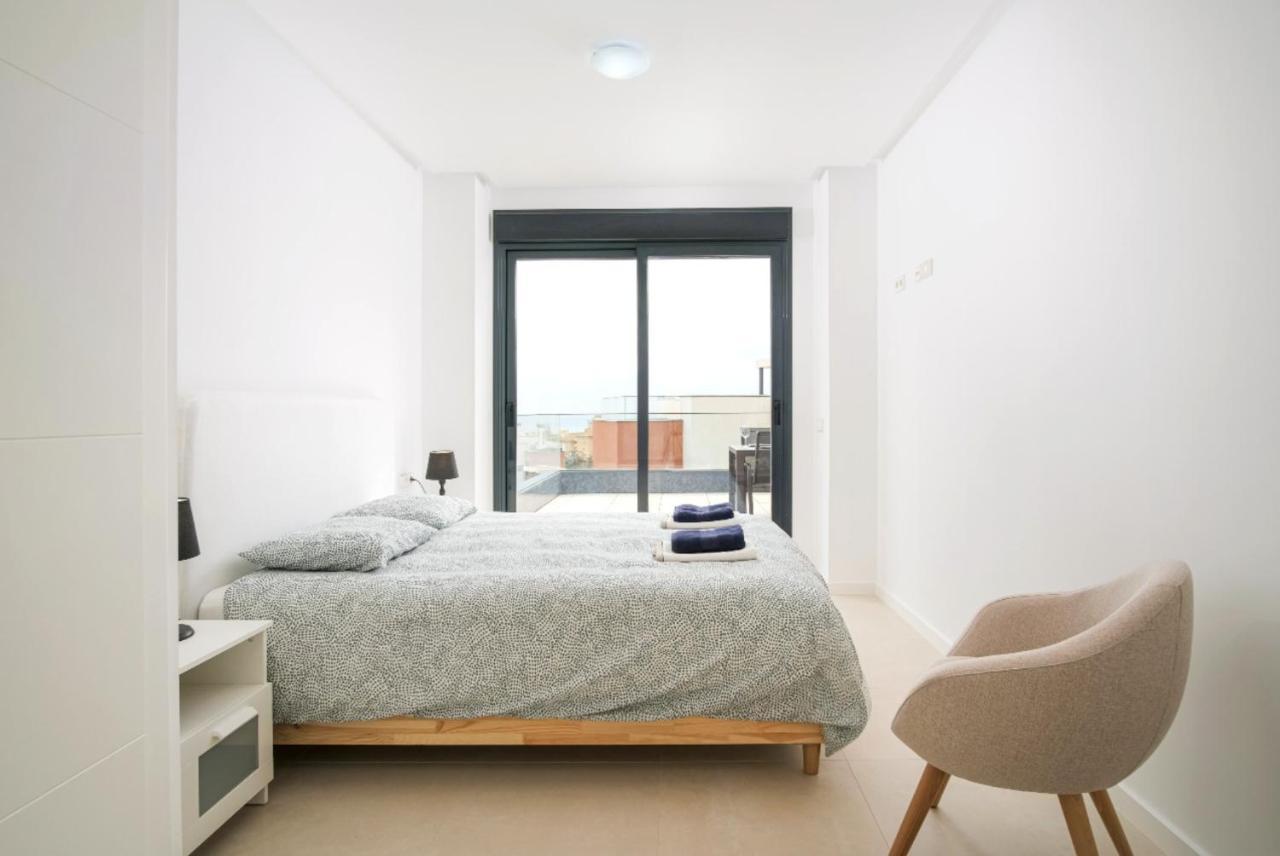 Modern Apartment-Sea View フエンヒロラ エクステリア 写真