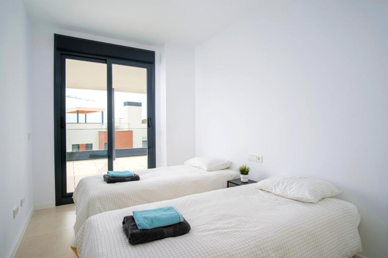 Modern Apartment-Sea View フエンヒロラ エクステリア 写真