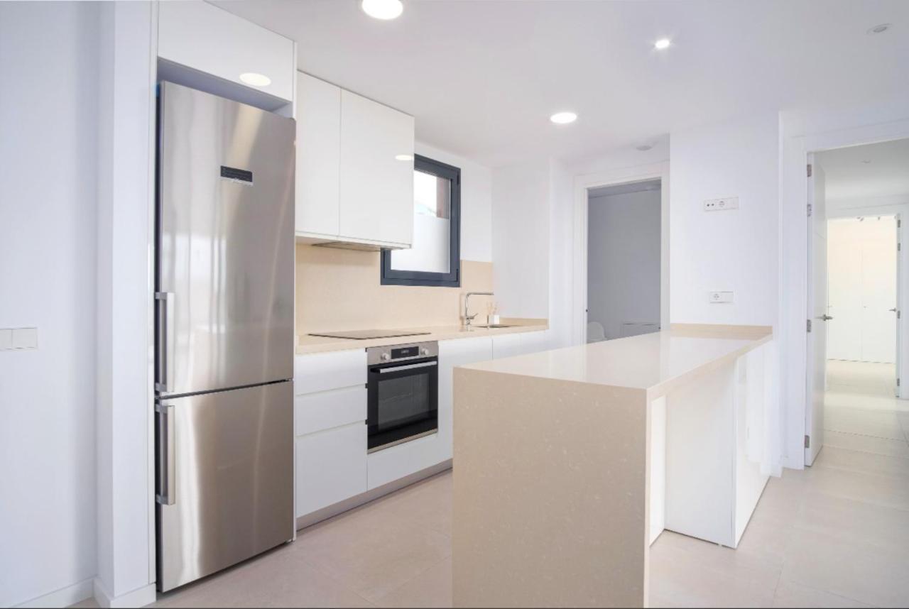 Modern Apartment-Sea View フエンヒロラ エクステリア 写真